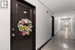 Hall with baseboards - 