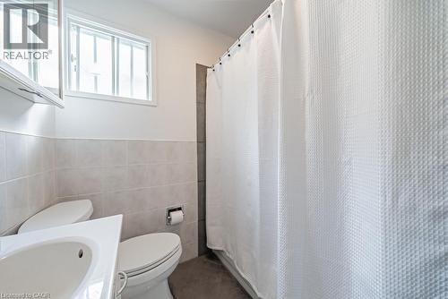1089 Meredith Avenue, Mississauga, ON - Indoor Photo Showing Bathroom