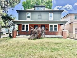 213 ROSEWOOD Road  Hamilton, ON L8K 3J5