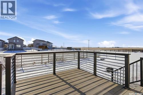 5669 Glide Crescent, Regina, SK - Outdoor