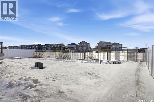 5669 Glide Crescent, Regina, SK - Outdoor