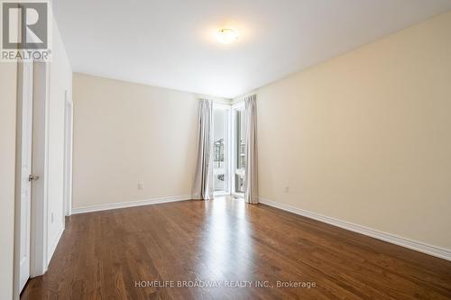 166 Conklin Crescent, Aurora, ON - Indoor Photo Showing Other Room