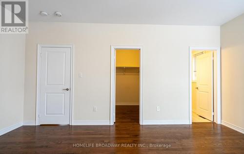 166 Conklin Crescent, Aurora, ON - Indoor Photo Showing Other Room