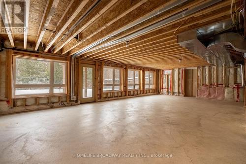 166 Conklin Crescent, Aurora, ON - Indoor Photo Showing Other Room