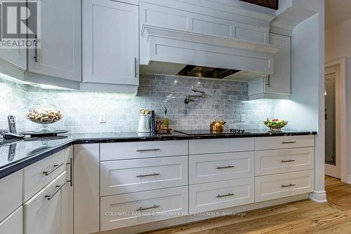 60 Parker Avenue, Hamilton, ON - Indoor Photo Showing Kitchen With Upgraded Kitchen