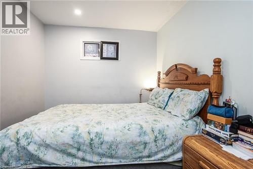 67 Pinemeadow Crescent, Waterloo, ON - Indoor Photo Showing Bedroom