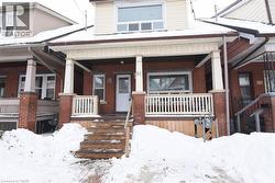 82 SOMERSET Avenue  Hamilton, ON L8L 2L7