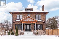 512 SIMCOE STREET N  Oshawa, ON L1G 4T9