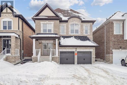 21 LA REINE AVENUE  Richmond Hill, ON L4E 1N3