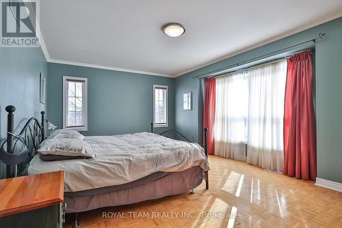 2 Sandway Crescent, Vaughan, ON - Indoor Photo Showing Bedroom
