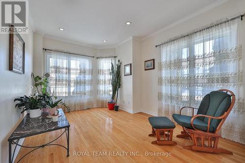 2 Sandway Crescent, Vaughan, ON - Indoor Photo Showing Other Room