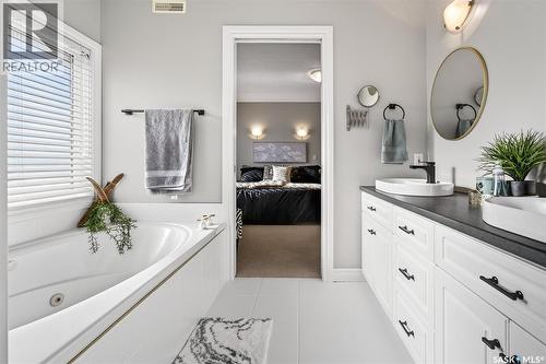 27 Marigold Crescent, Moose Jaw, SK - Indoor Photo Showing Bathroom