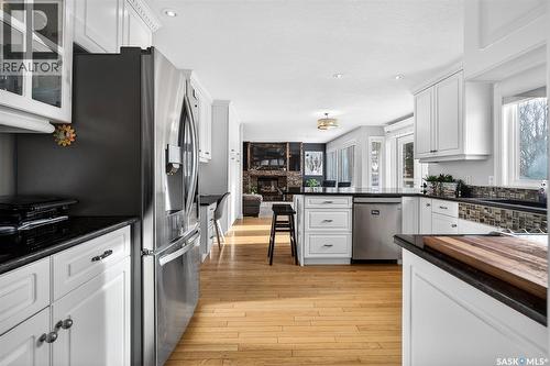 27 Marigold Crescent, Moose Jaw, SK - Indoor Photo Showing Kitchen With Upgraded Kitchen