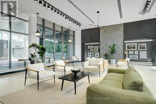 1702 - 50 Grand Avenue S, Cambridge, ON - Indoor