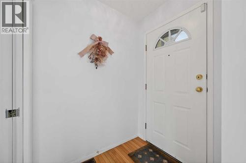 12 Sierra Morena Way Sw, Calgary, AB - Indoor Photo Showing Other Room