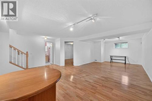 12 Sierra Morena Way Sw, Calgary, AB - Indoor Photo Showing Other Room