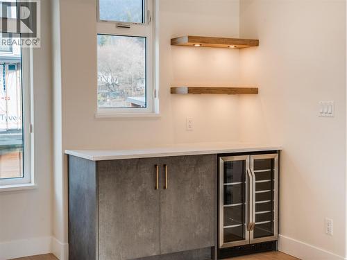 910 Lakeside Drive Unit# 107, Nelson, BC - Indoor Photo Showing Other Room