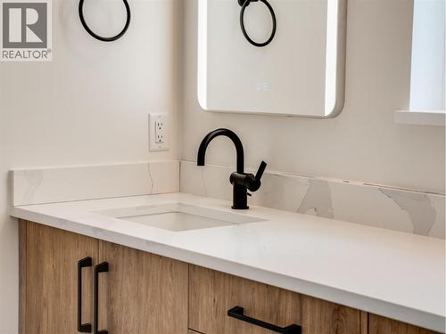 910 Lakeside Drive Unit# 107, Nelson, BC - Indoor