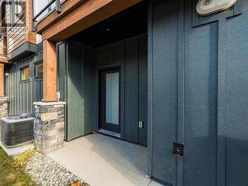 Back patio main level - 910 Lakeside Drive Unit# 107, Nelson, BC - Outdoor With Exterior