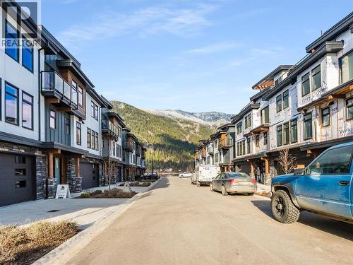 910 Lakeside Drive Unit# 107, Nelson, BC - Outdoor
