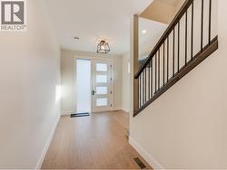 Foyer - 