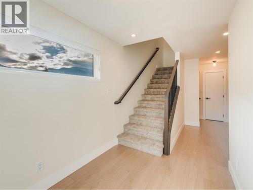 910 Lakeside Drive Unit# 107, Nelson, BC - Indoor Photo Showing Other Room