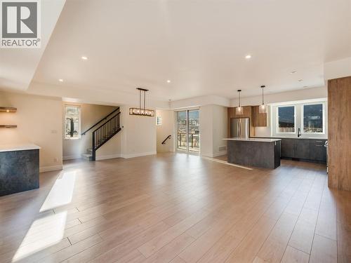 910 Lakeside Drive Unit# 107, Nelson, BC - Indoor