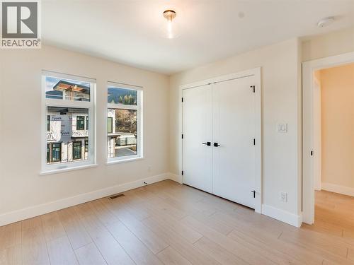 910 Lakeside Drive Unit# 107, Nelson, BC - Indoor Photo Showing Other Room