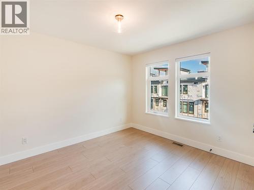 910 Lakeside Drive Unit# 107, Nelson, BC - Indoor Photo Showing Other Room
