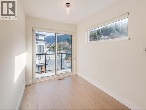 Loft - 910 Lakeside Drive Unit# 107, Nelson, BC - Indoor Photo Showing Other Room