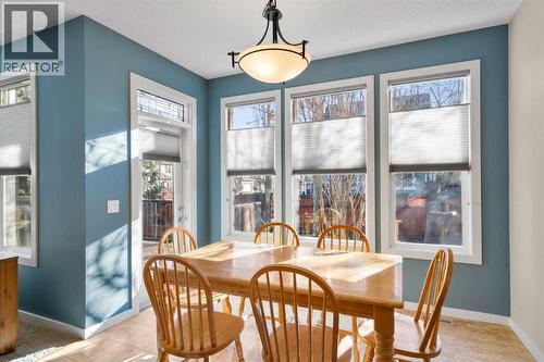 5 Mahogany Square Se, Calgary, AB - Indoor Photo Showing Dining Room