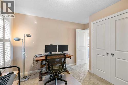 5 Mahogany Square Se, Calgary, AB - Indoor Photo Showing Office