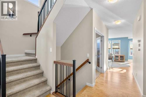 5 Mahogany Square Se, Calgary, AB - Indoor Photo Showing Other Room