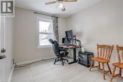 Second bedroom on main level - 