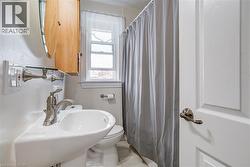 Main level bathroom - 