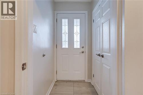 Main level entrance - 2322 Redfern Road, Burlington, ON - Indoor Photo Showing Other Room