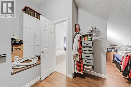 2959 Peacekeepers Way Sw, Calgary, AB - Indoor Photo Showing Other Room