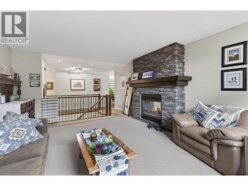 1487 Rosewood Drive, West Kelowna, BC - Indoor Photo Showing Living Room With Fireplace