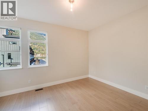 910 Lakeside Drive Unit# 401, Nelson, BC - Indoor Photo Showing Other Room