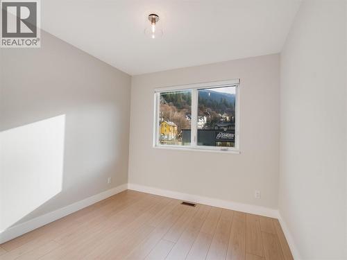 910 Lakeside Drive Unit# 401, Nelson, BC - Indoor Photo Showing Other Room