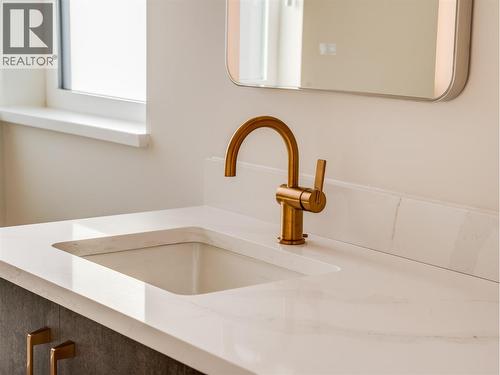 910 Lakeside Drive Unit# 401, Nelson, BC - Indoor