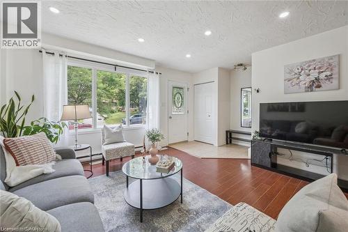 187A Cedarvale Crescent, Waterloo, ON 