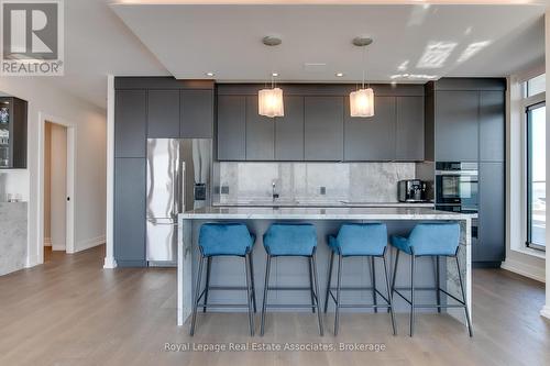 1002 - 90 Stadium Road, Toronto, ON - Indoor Photo Showing Kitchen With Upgraded Kitchen