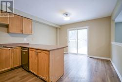 Bright kitchen with dining area - 