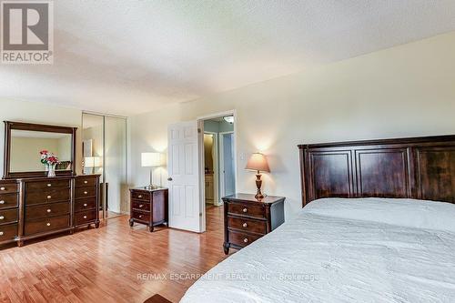 2779 Andorra Circle, Mississauga, ON - Indoor Photo Showing Bedroom