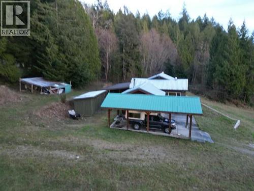 4002 Highway 101, Powell River, BC - Outdoor