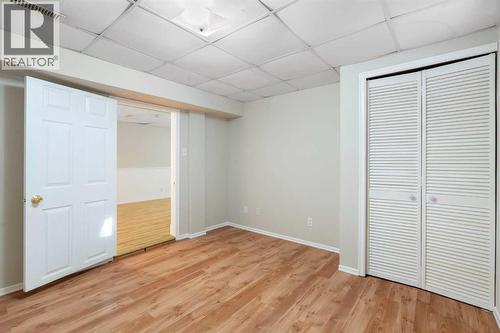 19 Carmangay Crescent Nw, Calgary, AB - Indoor Photo Showing Other Room