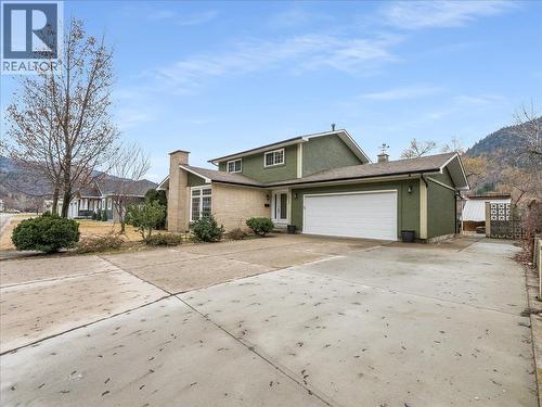 3866 CARNATION Drive  Trail, BC V1R 4W9