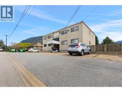 525 11TH Avenue Castlegar, BC V1N 1J6