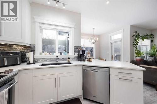 141 Pearson Drive, Fort Mcmurray, AB - Indoor Photo Showing Kitchen